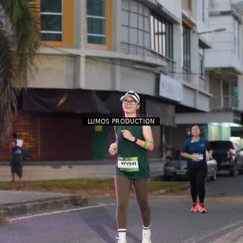 Runner Photo 7990455