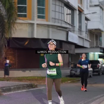 Runner Photo 7990458