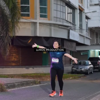 Runner Photo 7990472