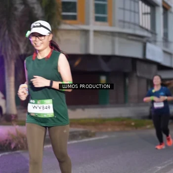 Runner Photo 7990474