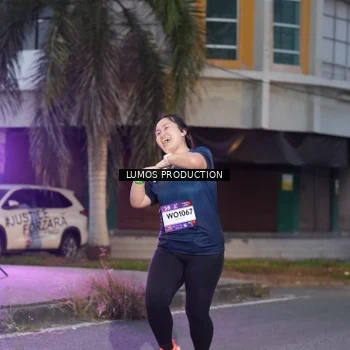 Runner Photo 7990496