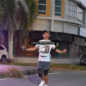 Runner Photo 7990519