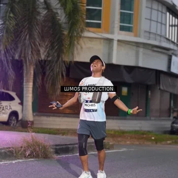 Runner Photo 7990523
