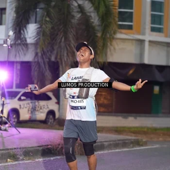 Runner Photo 7990533
