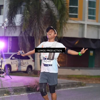 Runner Photo 7990538