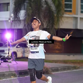 Runner Photo 7990542