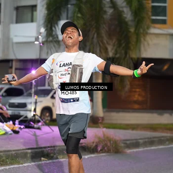 Runner Photo 7990545
