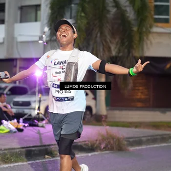 Runner Photo 7990549