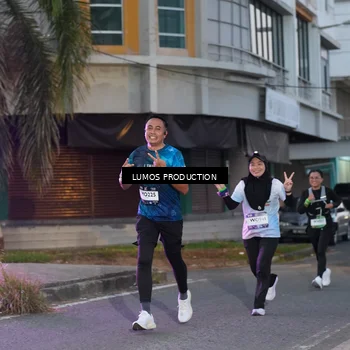 Runner Photo 7990562