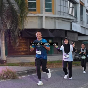 Runner Photo 7990565