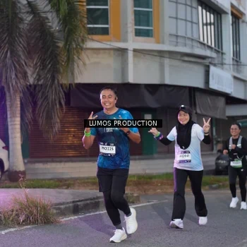 Runner Photo 7990568