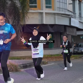 Runner Photo 7990573