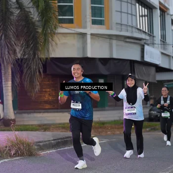 Runner Photo 7990575