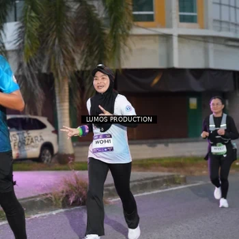 Runner Photo 7990582