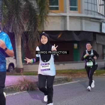 Runner Photo 7990587