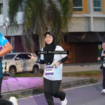 Runner Photo 7990590
