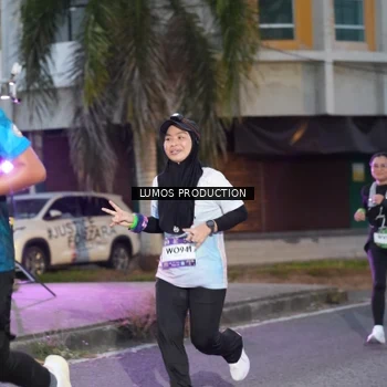 Runner Photo 7990591