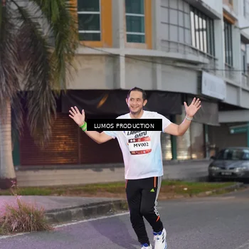 Runner Photo 7990630