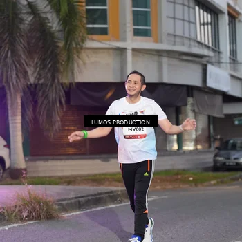 Runner Photo 7990635