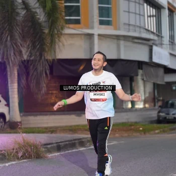 Runner Photo 7990638