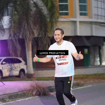 Runner Photo 7990640