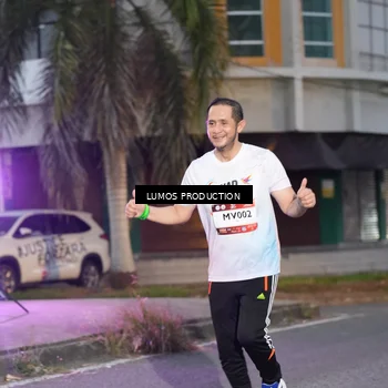 Runner Photo 7990641