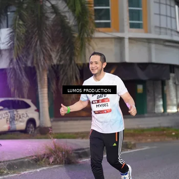 Runner Photo 7990642