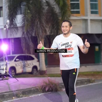 Runner Photo 7990645