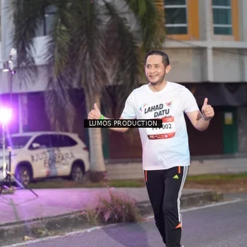 Runner Photo 7990646
