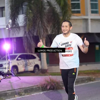 Runner Photo 7990647