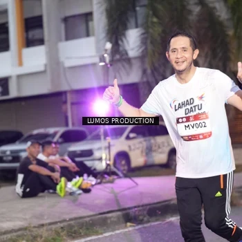 Runner Photo 7990651
