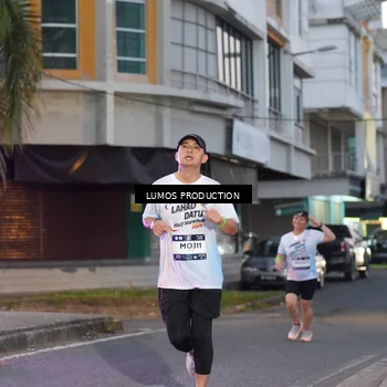 Runner Photo 7990672