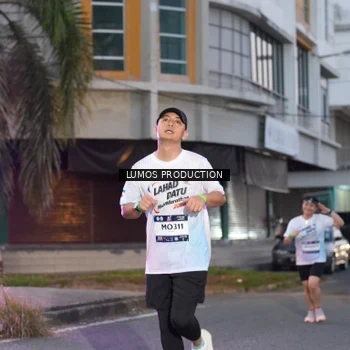 Runner Photo 7990674
