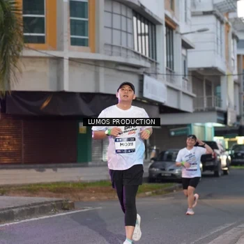 Runner Photo 7990682