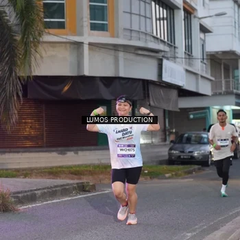 Runner Photo 7990687