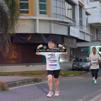 Runner Photo 7990688