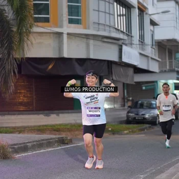 Runner Photo 7990689