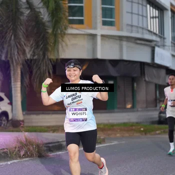 Runner Photo 7990700