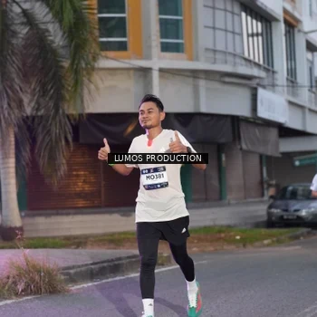 Runner Photo 7990719