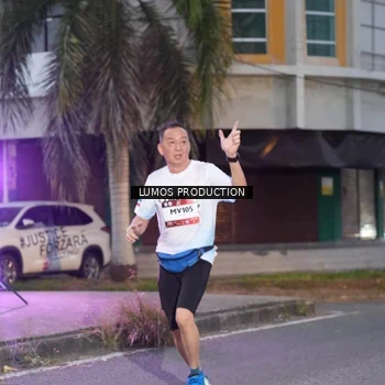 Runner Photo 7990722