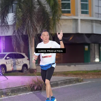 Runner Photo 7990724