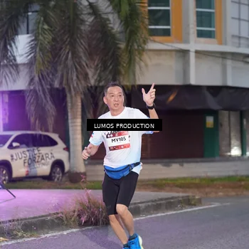 Runner Photo 7990725