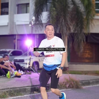 Runner Photo 7990730