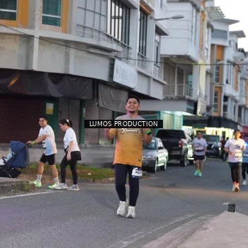 Runner Photo 7990742