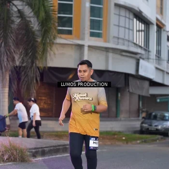Runner Photo 7990760