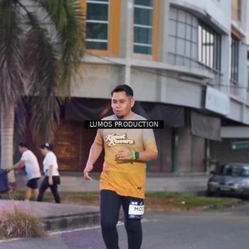 Runner Photo 7990761