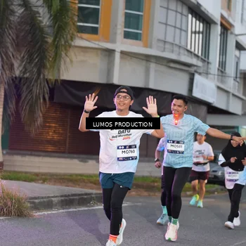 Runner Photo 7990778