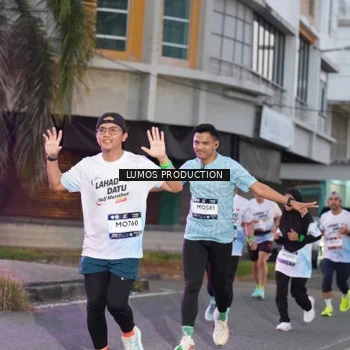 Runner Photo 7990783