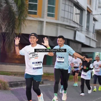 Runner Photo 7990785