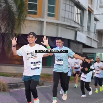 Runner Photo 7990787